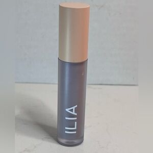 ILIA Liquid Powder Matte Eye Tint